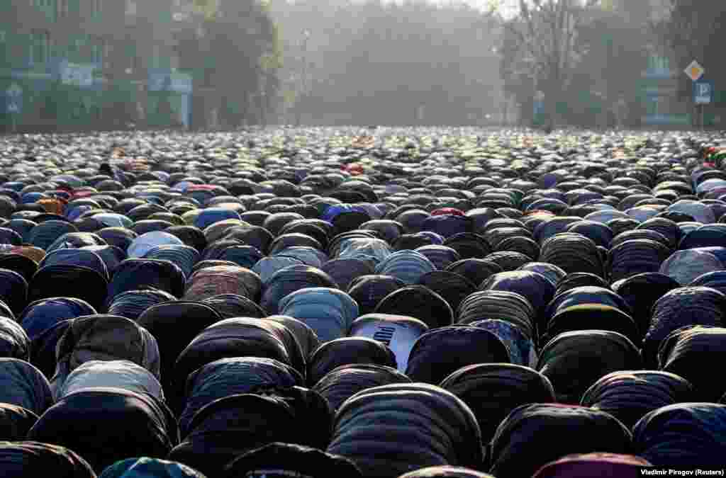 Muslims attend morning prayers to celebrate Eid al-Fitr in Bishkek.