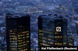 The headquarters of Germany's Deutsche Bank in Frankfurt (file photo)